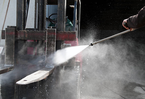 Best Deck Cleaning Services  in West Samoset, FL